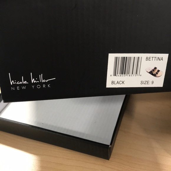 Nicole Miller Faux Fur Sandals - Picture 9 of 9